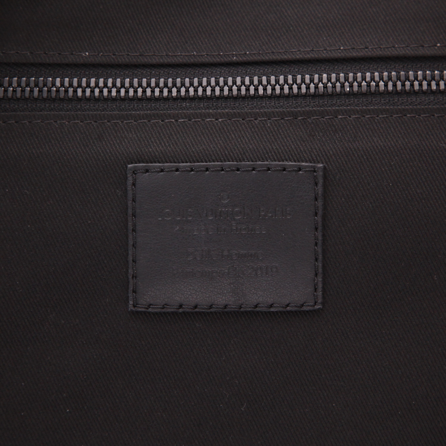 Bolsa de viaje Louis Vuitton  Keepall 50 en lona Monogram marrón y cuero negro - Detail D2