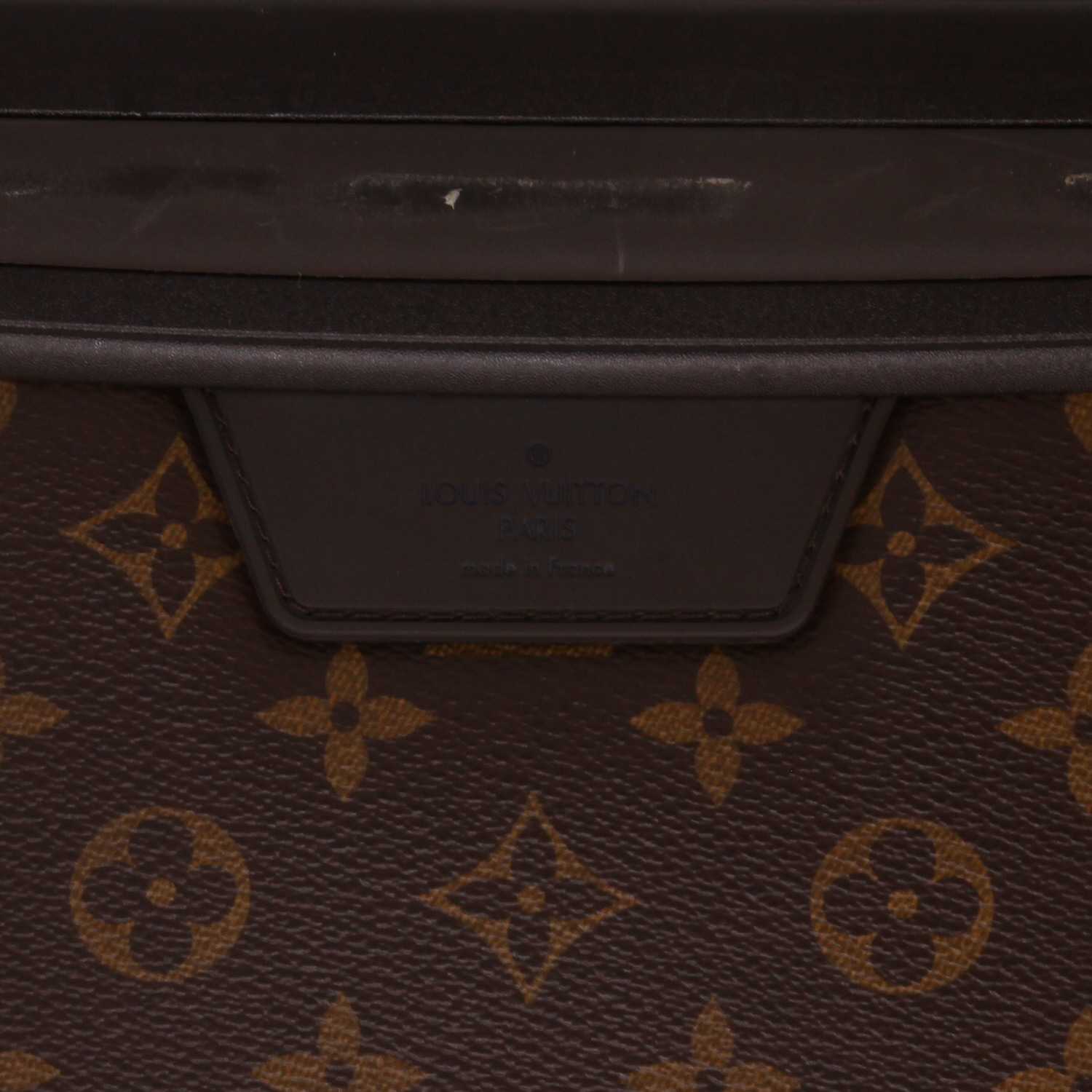 Louis Vuitton  Pegase rigid suitcase  in brown monogram canvas - Detail D2
