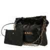 Chanel  22 small model  handbag  in black leather - 00pp thumbnail