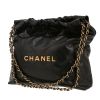 Chanel  22 small model  handbag  in black leather - Detail D5 thumbnail