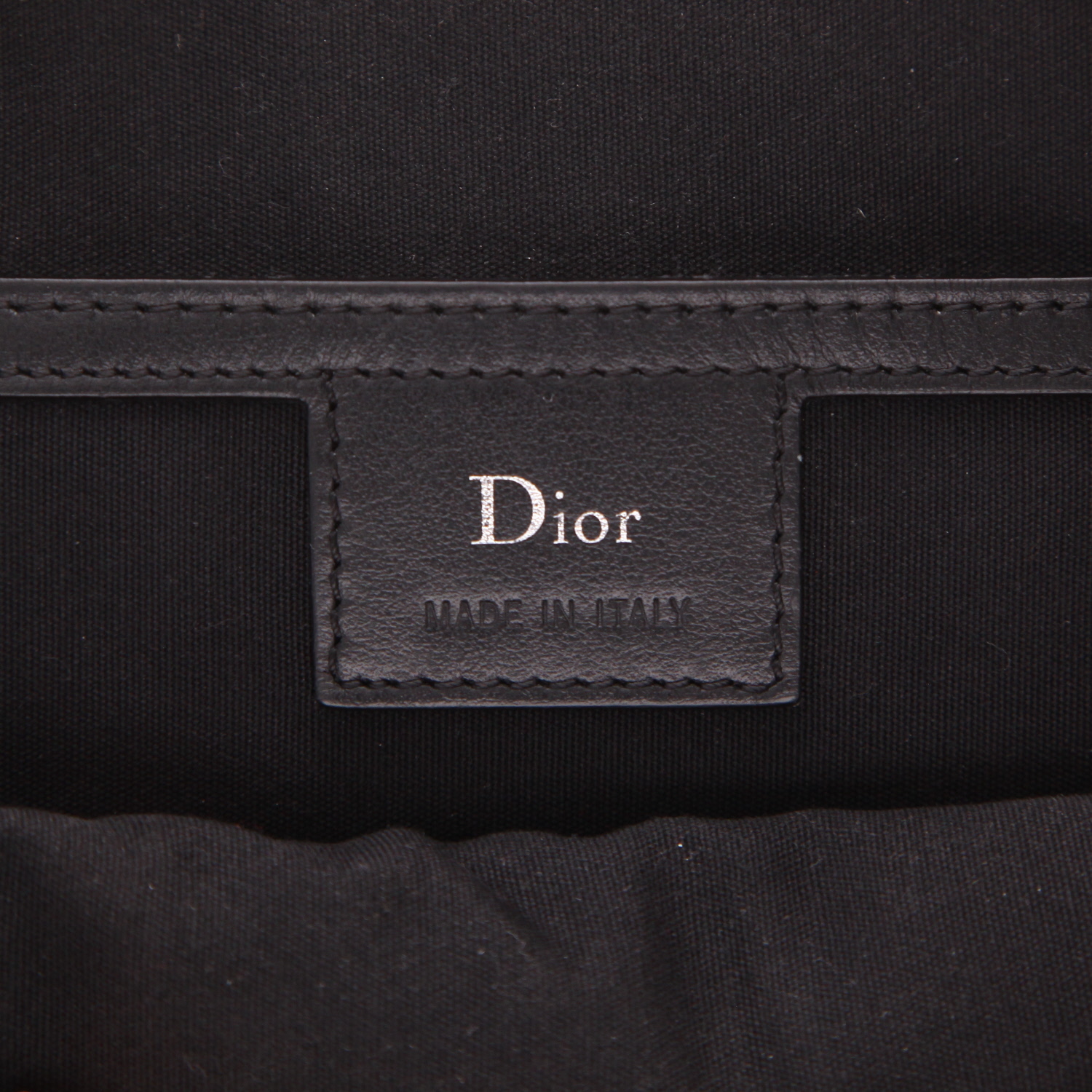 Dior shoulder bag in red and black canvas - Detail D2