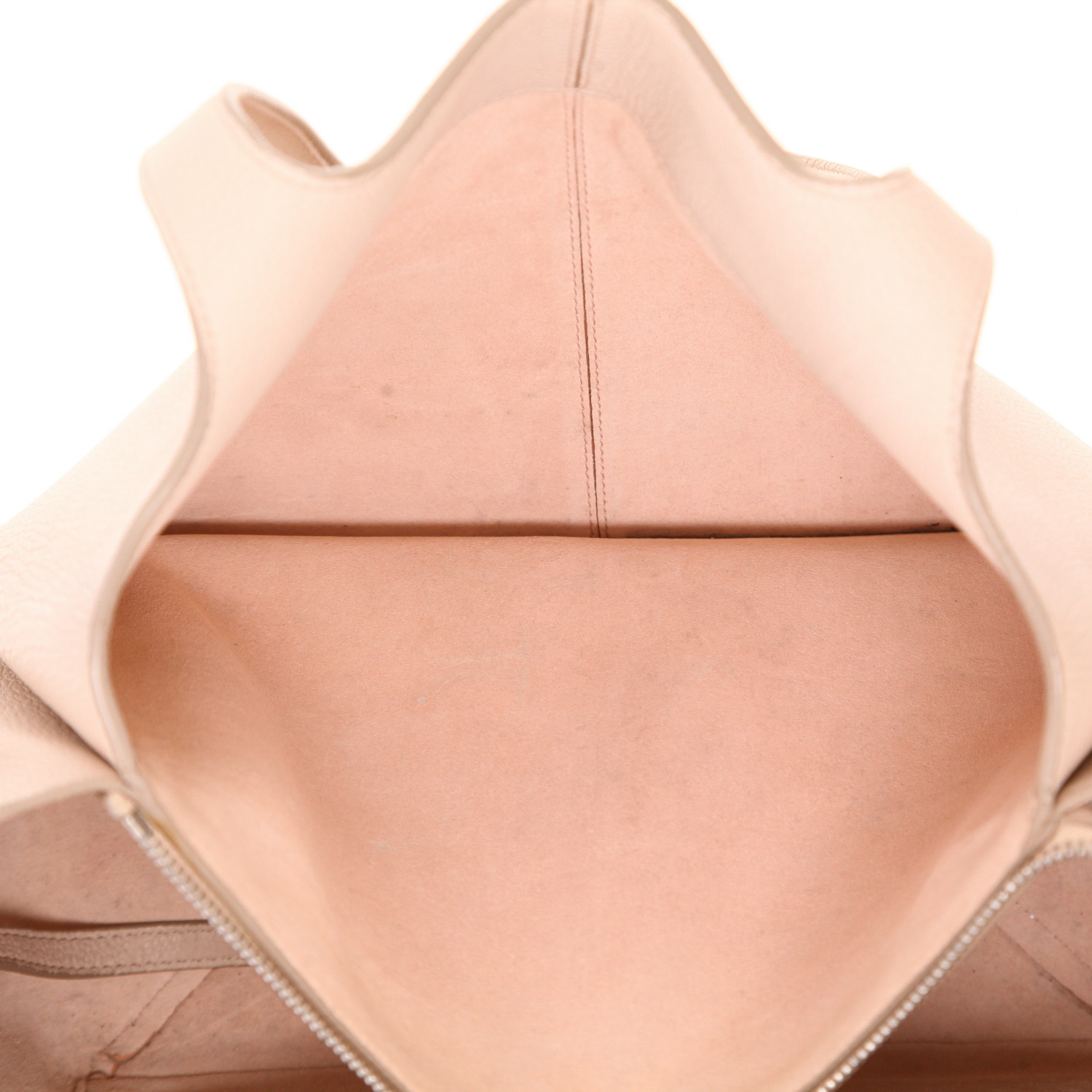 Sac à main Celine Tri-Fold en cuir grainé beige - Detail D5