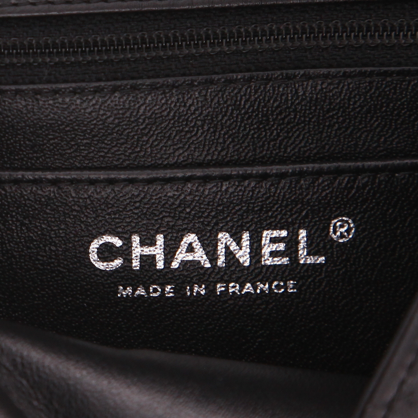 Sac bandoulière Chanel  Mini Carré en cuir matelassé noir - Detail D2
