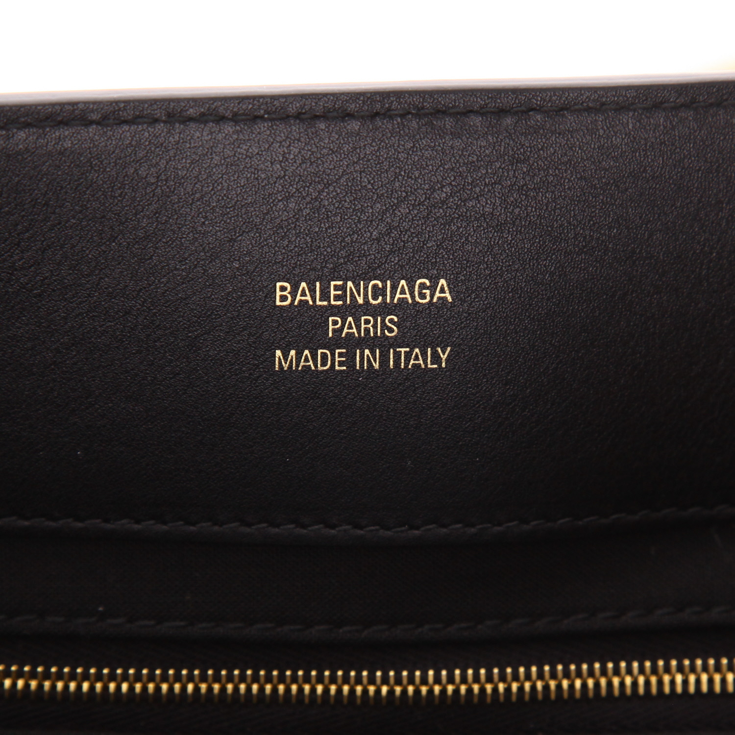 Balenciaga   shopping bag  in black leather - Detail D2