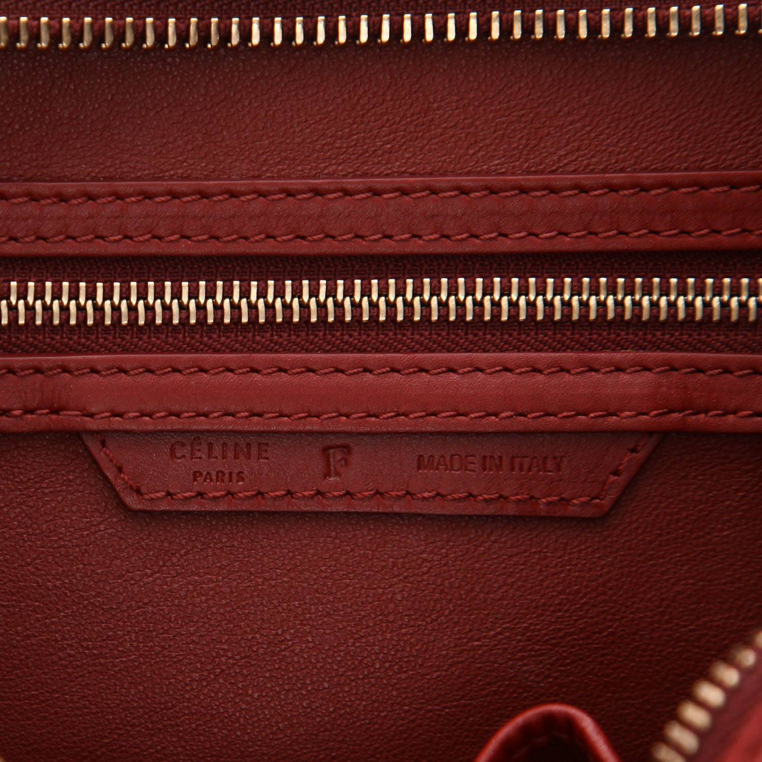 Sac à main Celine Luggage mini en cuir rouge - Detail D2