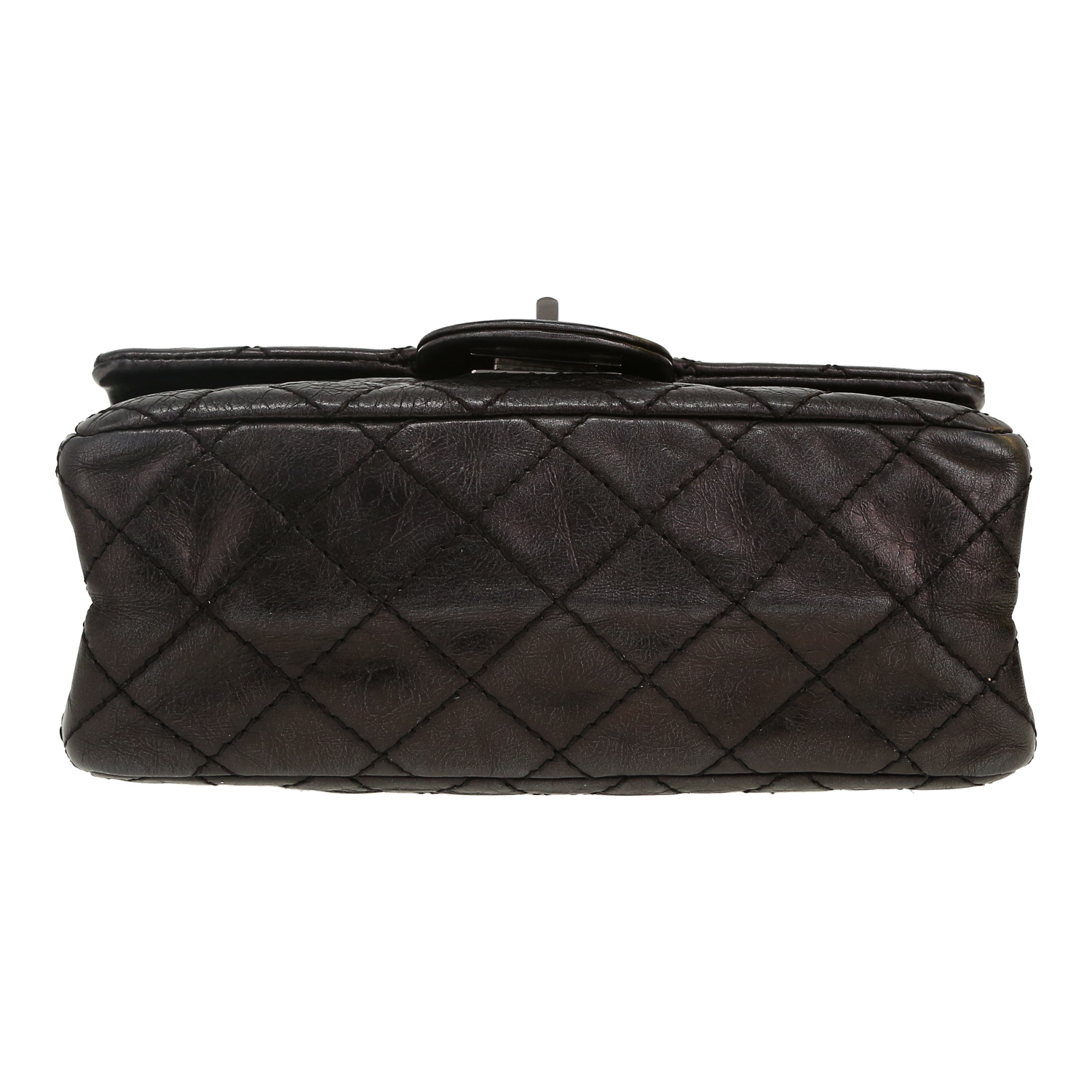 Sac bandoulière Chanel  Mini 2.55 en cuir matelassé noir - Detail D1