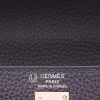 Hermès  Kelly 25 cm handbag  in indigo blue togo leather - Detail D2 thumbnail