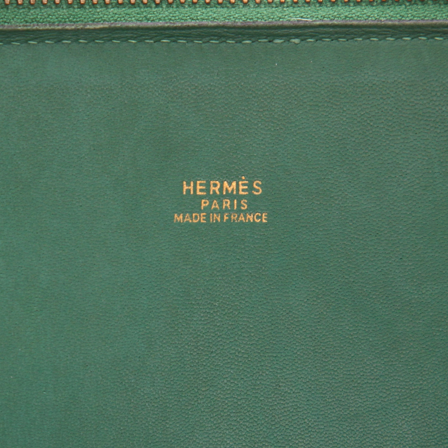 Bolso de mano Hermès  Bolide 35 cm en cuero Courchevel verde Bamboo - Detail D2