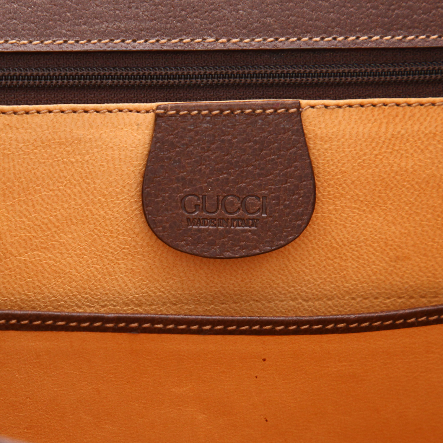 Sac bandoulière Gucci  Bamboo moyen modèle  en cuir de Pecari marron et bambou - Detail D2