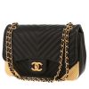 Sac à main Chanel  Mini Timeless en cuir matelassé chevrons noir - 00pp thumbnail