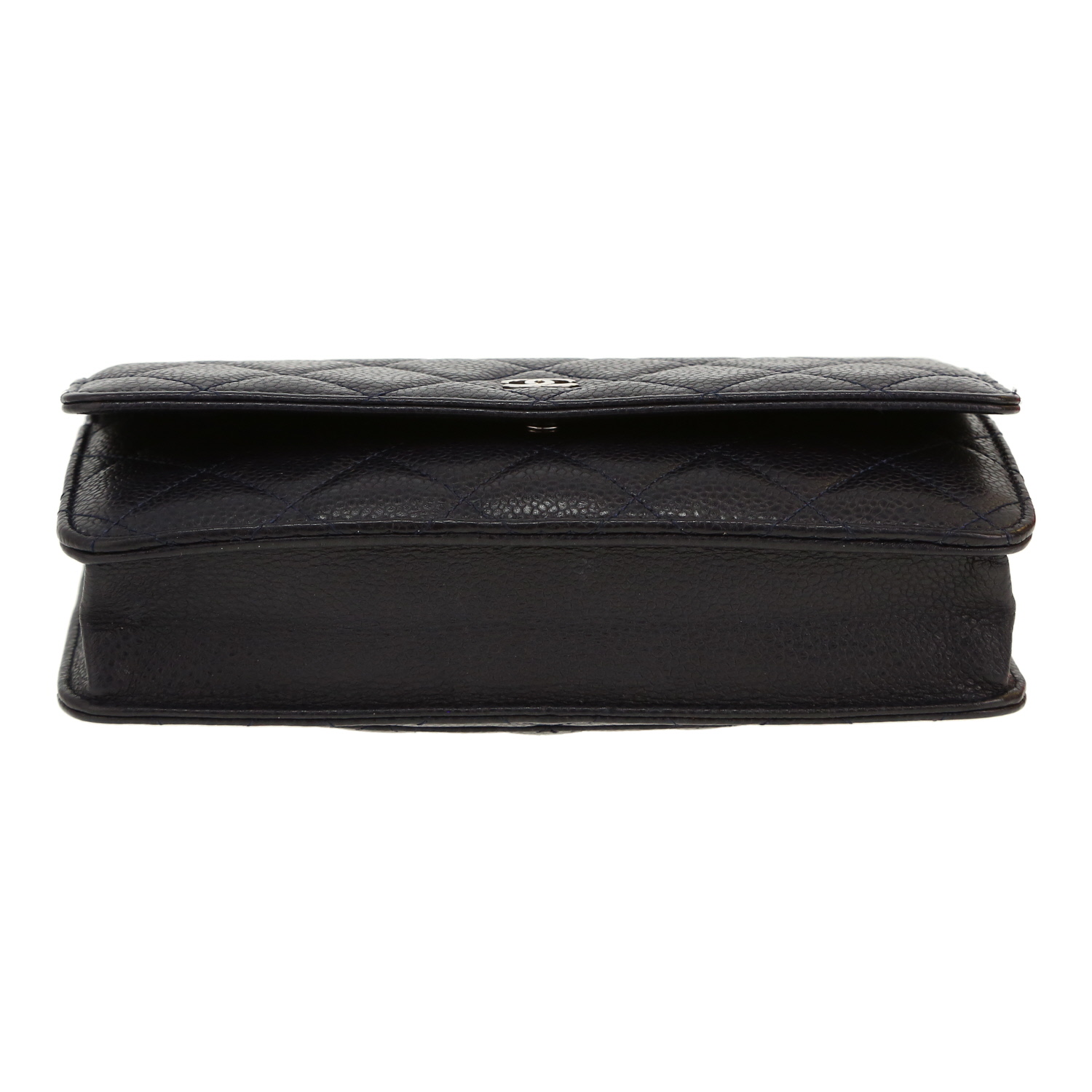 Chanel Wallet on Chain shoulder bag in navy blue quilted grained leather - Detail D1