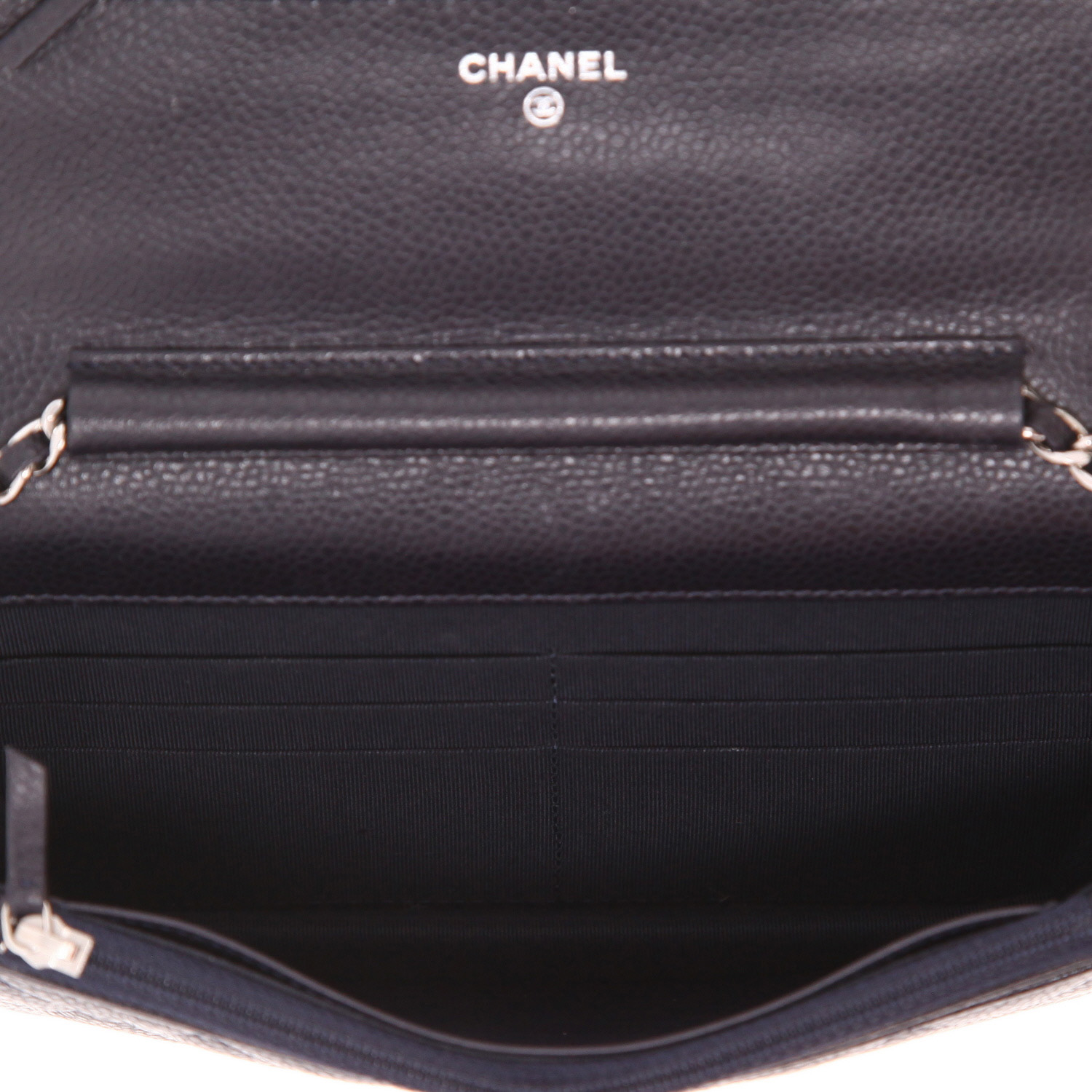 Chanel Wallet on Chain shoulder bag in navy blue quilted grained leather - Detail D3