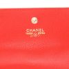 Portefeuille Chanel   en cuir rouge - Detail D2 thumbnail