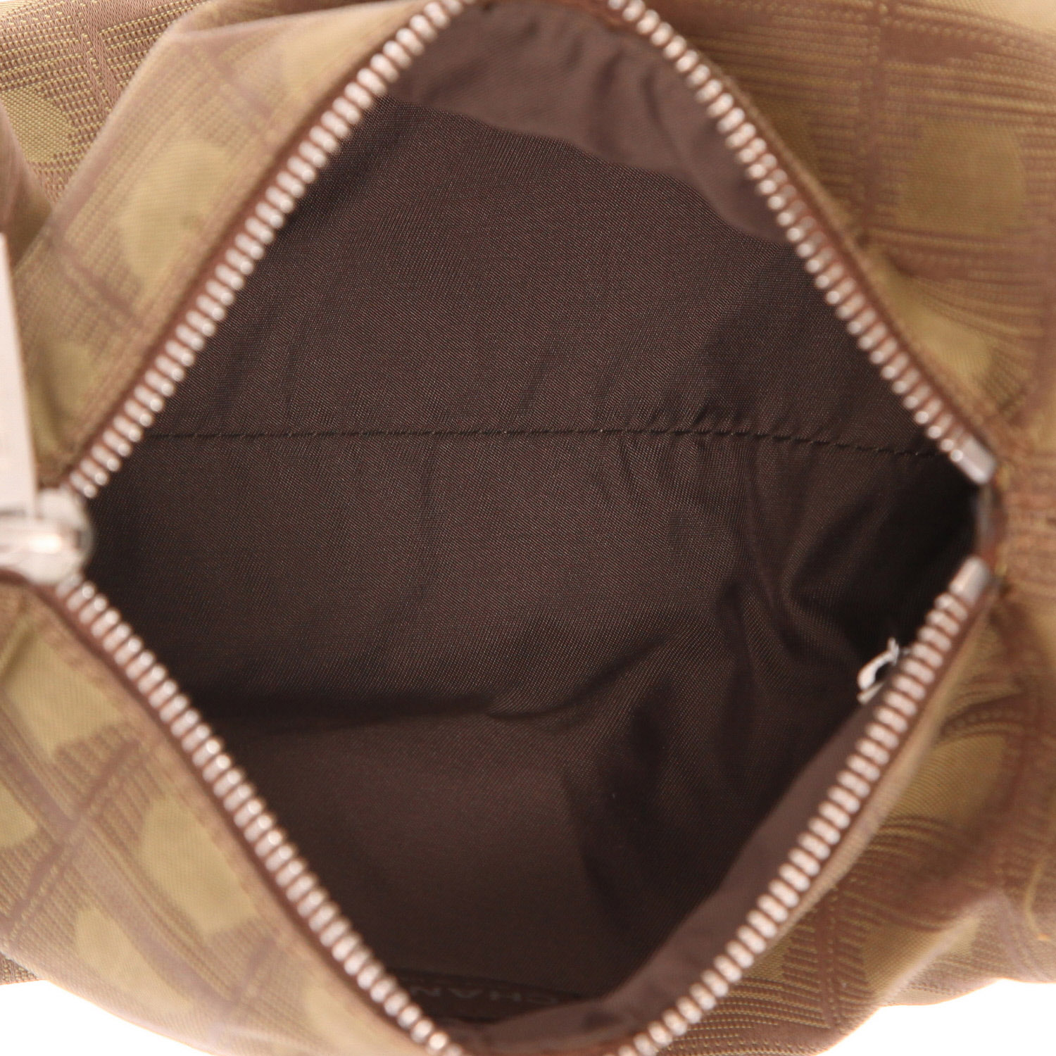 Bolso de mano Chanel   en lona caqui - Detail D3