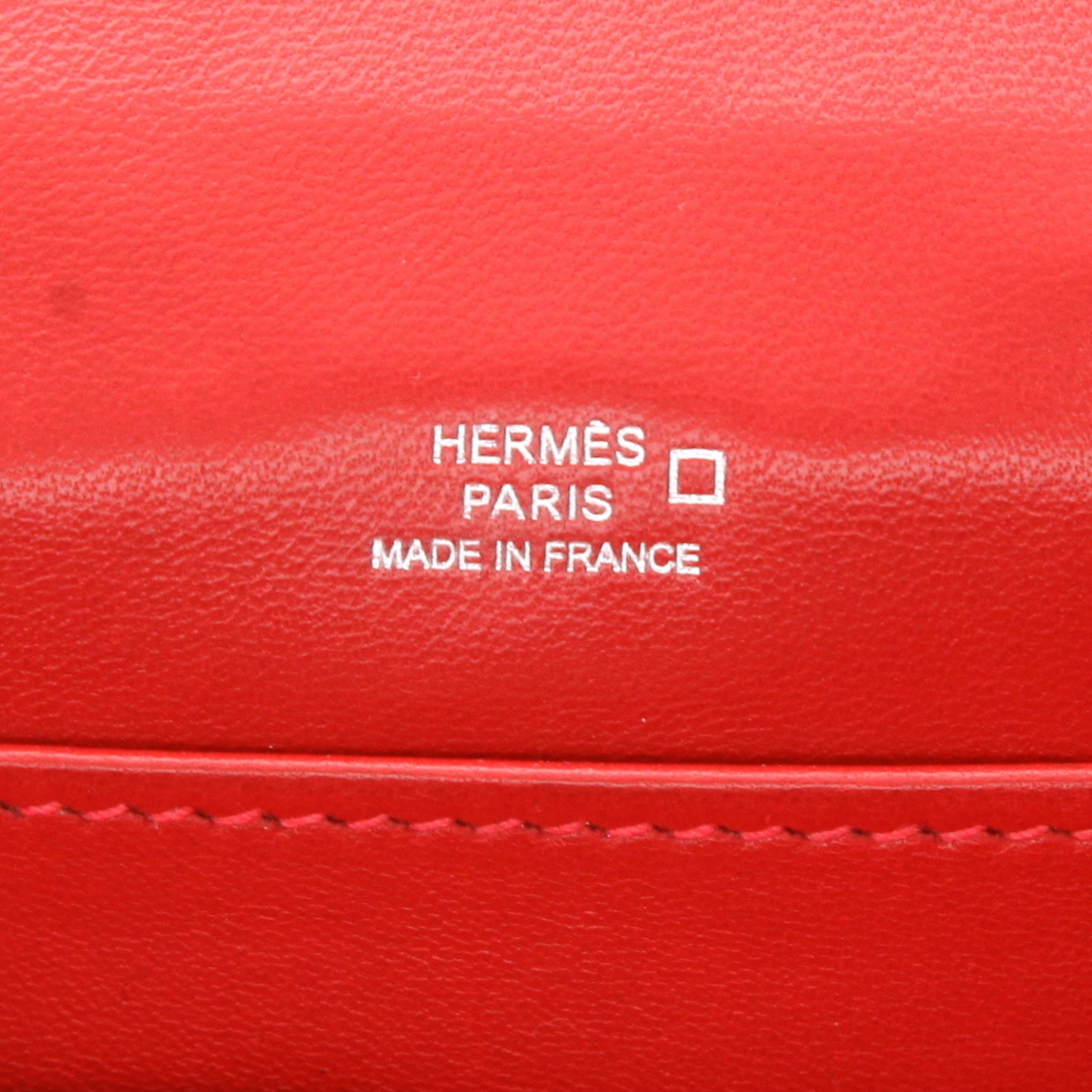 Bolsito de mano Hermès Kelly - Clutch en aligátor rojo - Detail D2