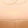Sac à main Chanel  Timeless moyen modèle  en cuir grainé matelassé beige - Detail D2 thumbnail