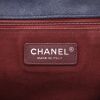Chanel   large model  shoulder bag  in grey quilted canvas - Detail D2 thumbnail