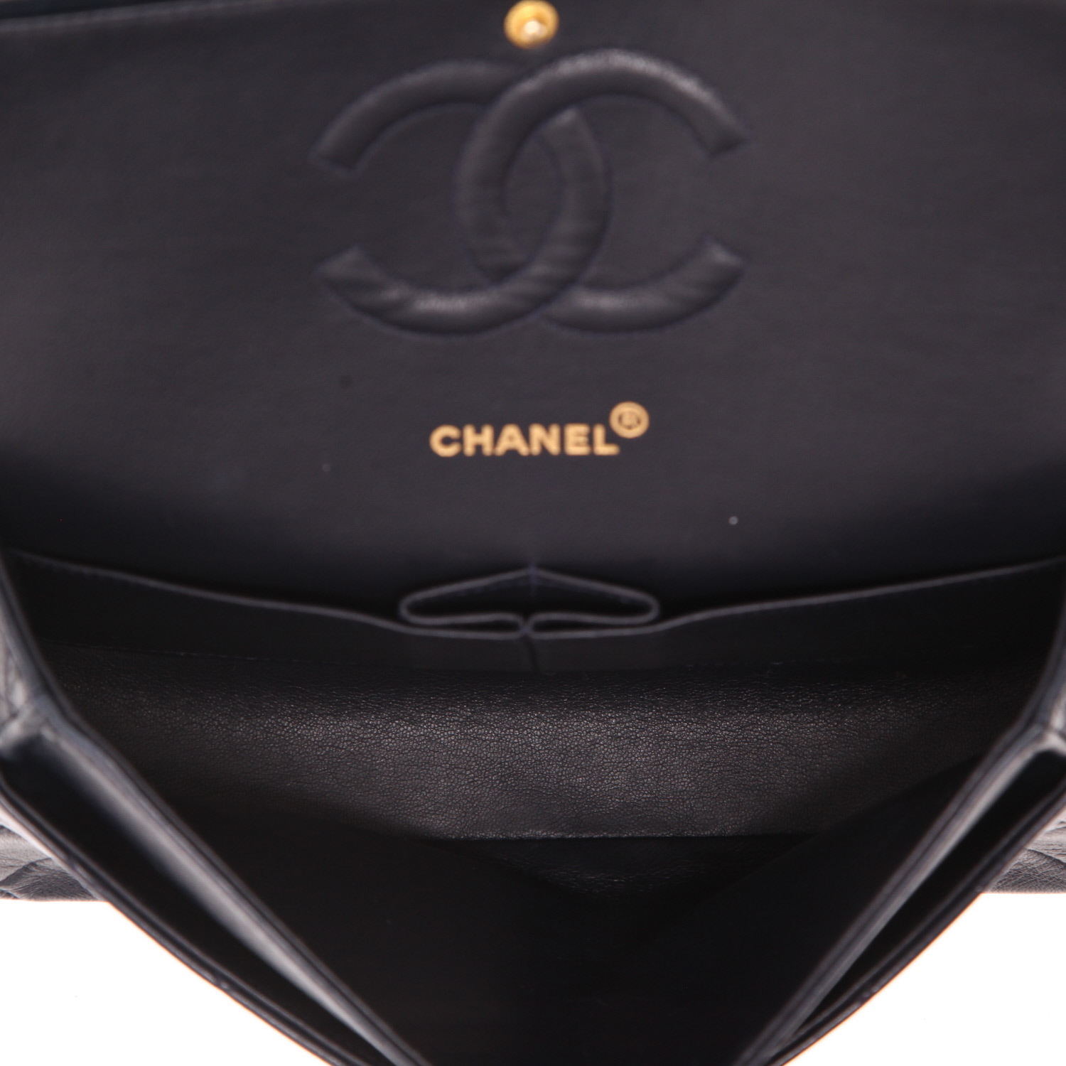 Sac à main Chanel  Timeless Classic en cuir matelassé bleu-marine - Detail D3