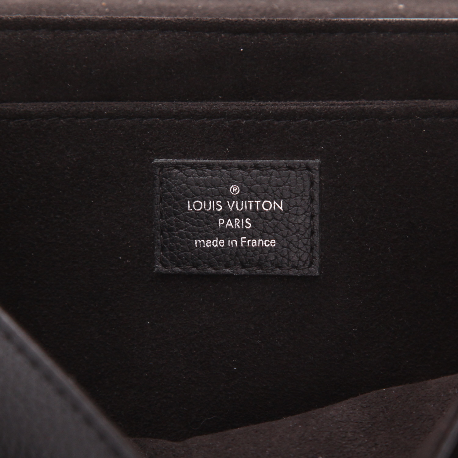 Louis Vuitton  Lockme handbag  in black leather taurillon clémence - Detail D2