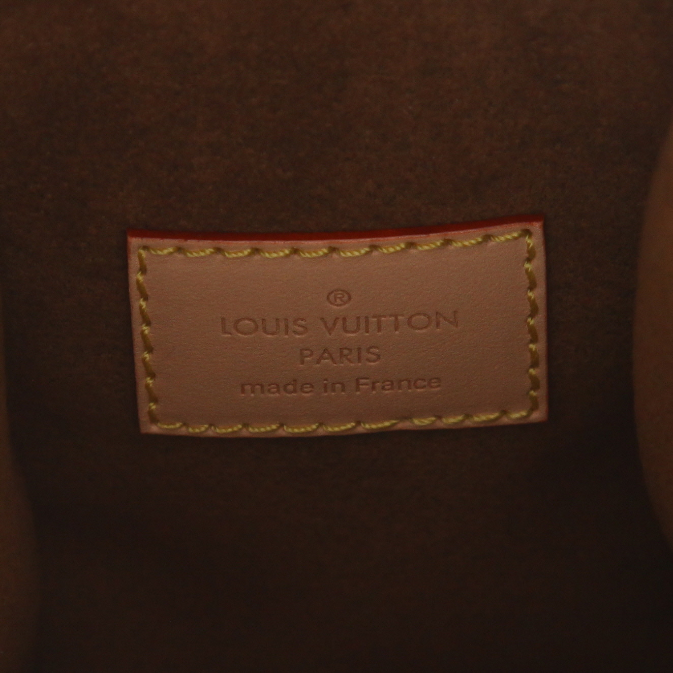 Louis Vuitton  Side Trunk Editions Limitées handbag  in brown monogram canvas  and natural leather - Detail D2