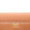 Sac à main Hermès  Kelly 32 cm en cuir togo gold - Detail D2 thumbnail