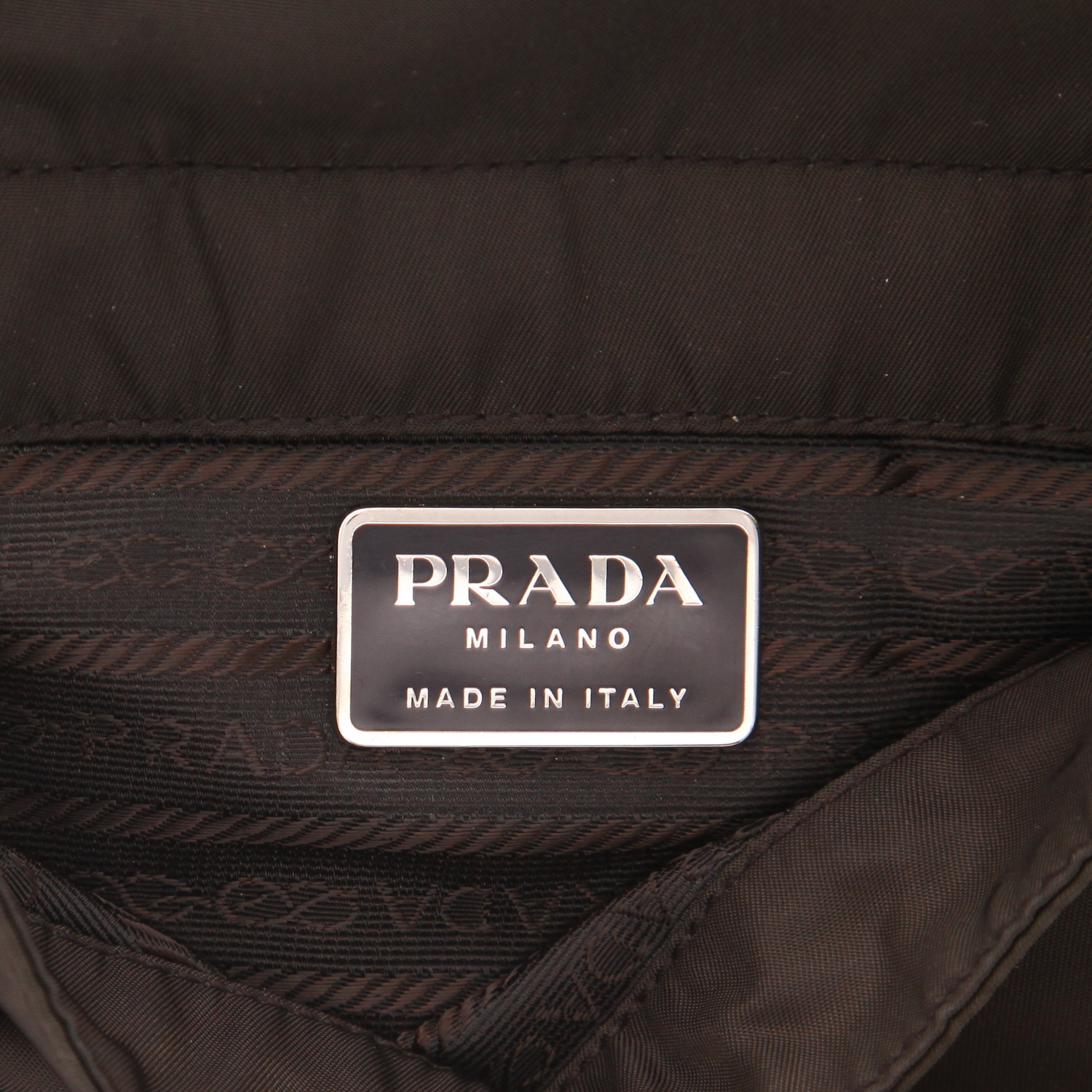 Prada   pouch  in black canvas  and brown furr - Detail D2