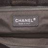 Sac à main Chanel   en cuir matelassé marron - Detail D2 thumbnail