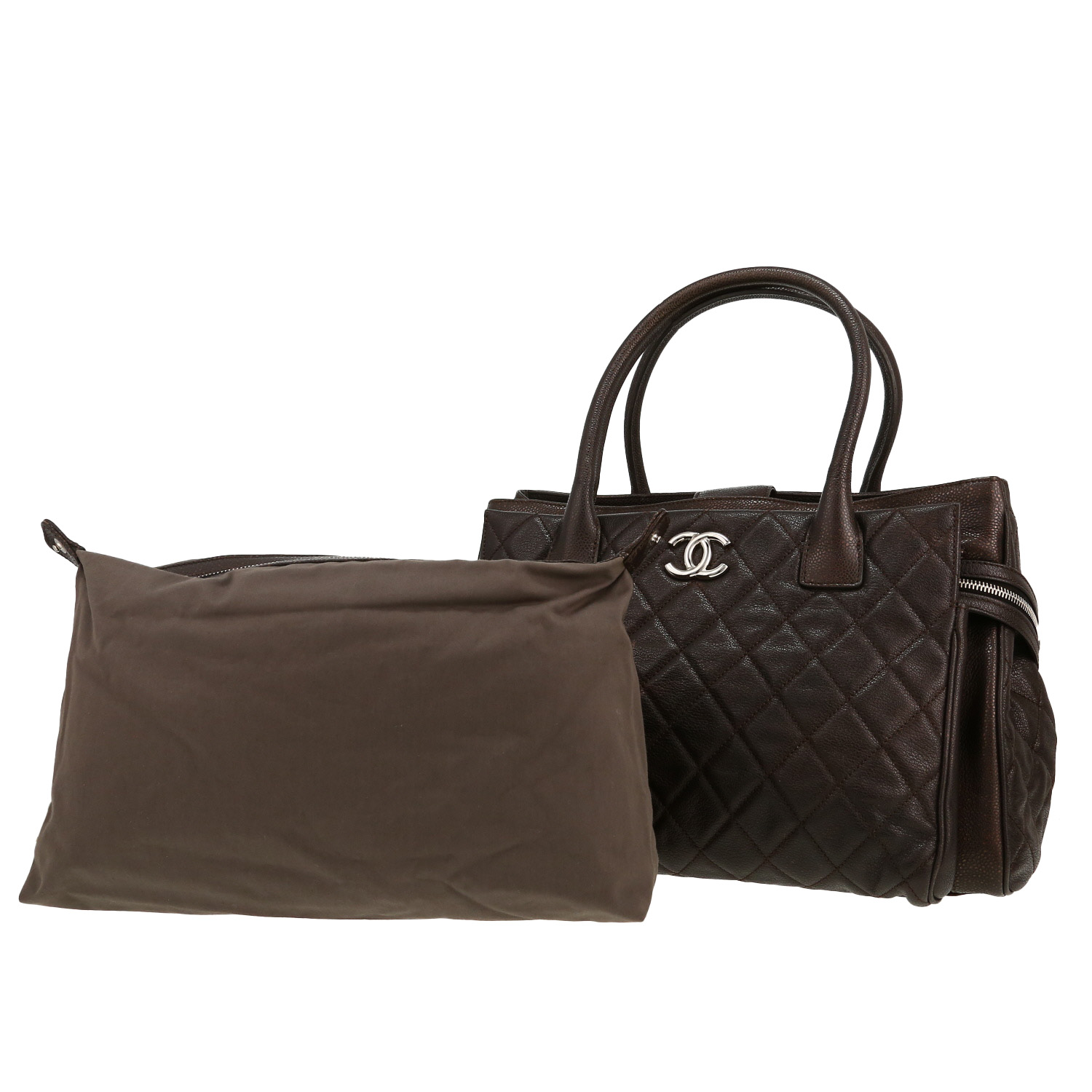 Bolso de mano de Chanel   de piel acolchada marrón - Detail D5