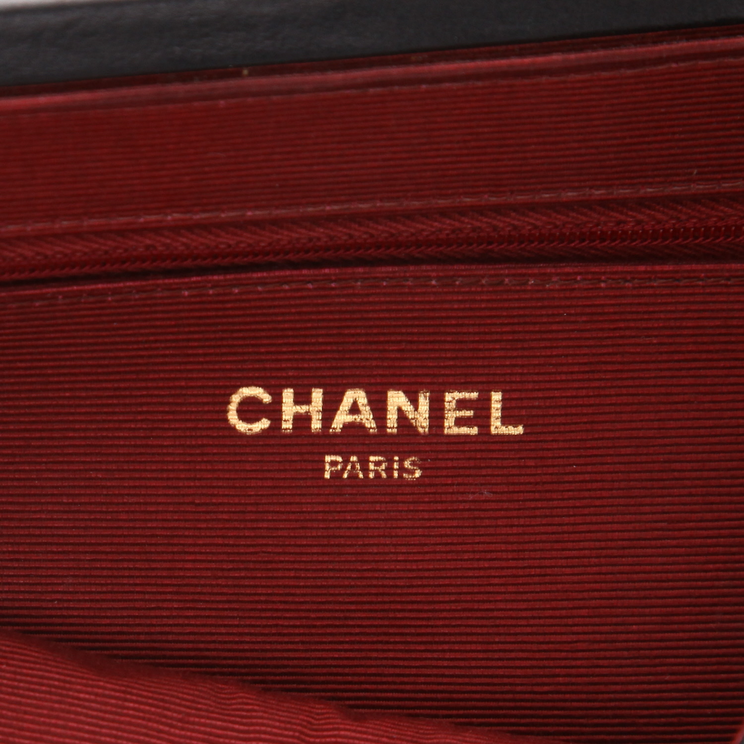 Bolso de mano Chanel  Vintage en cuero acolchado negro - Detail D2