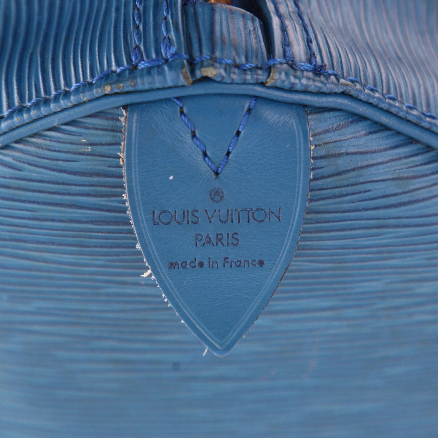 Louis Vuitton Keepall 50 travel bag in blue epi leather - Detail D2