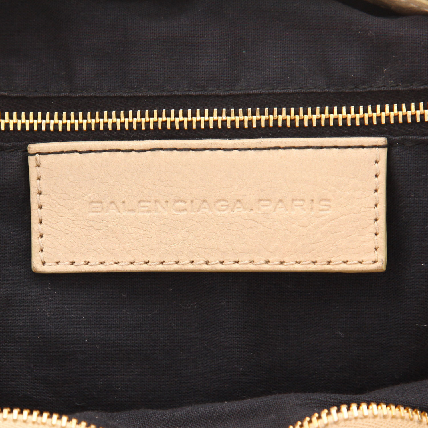 Balenciaga City shoulder bag in beige leather - Detail D2