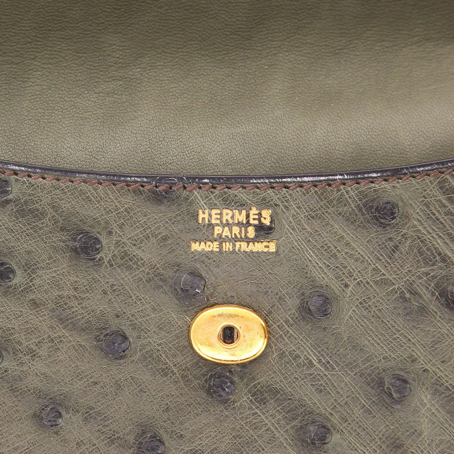 Hermès  Rio pouch  in green ostrich leather - Detail D2