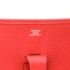 Hermès  Evelyne III shoulder bag  in red togo leather - Detail D2 thumbnail