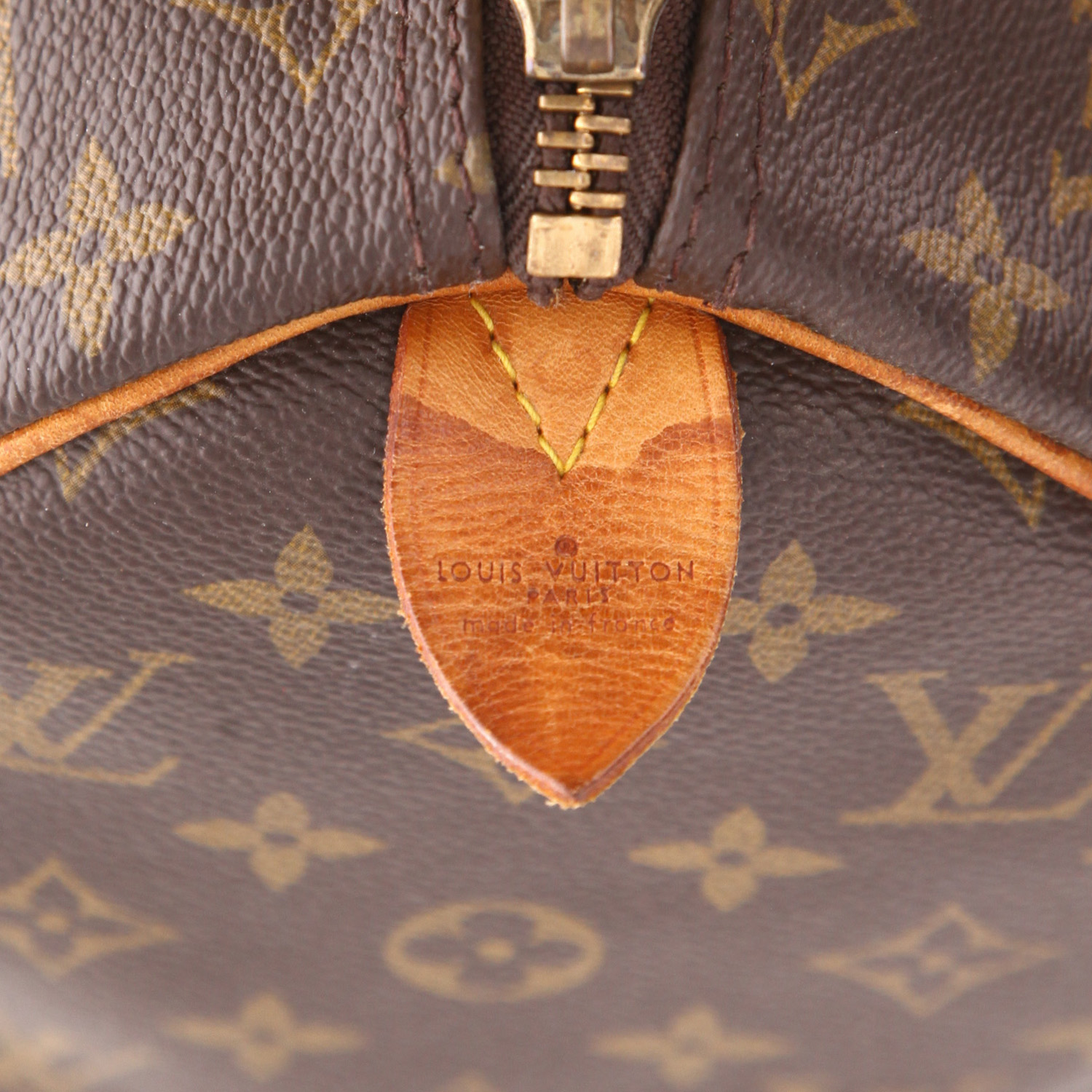 Bolsa de viaje Louis Vuitton  Keepall 45 en lona Monogram marrón y cuero natural - Detail D2