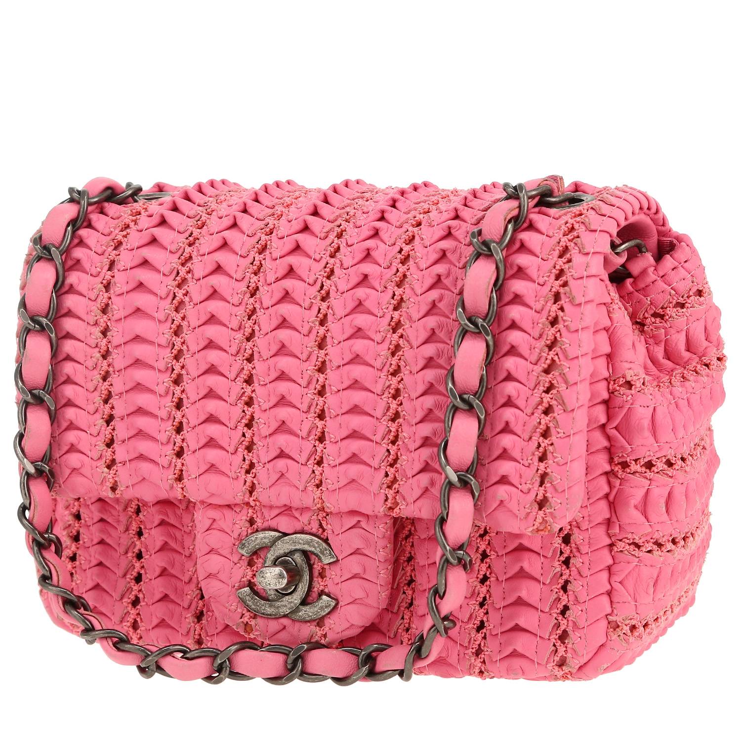 Chanel  Mini Timeless shoulder bag  in pink braided leather