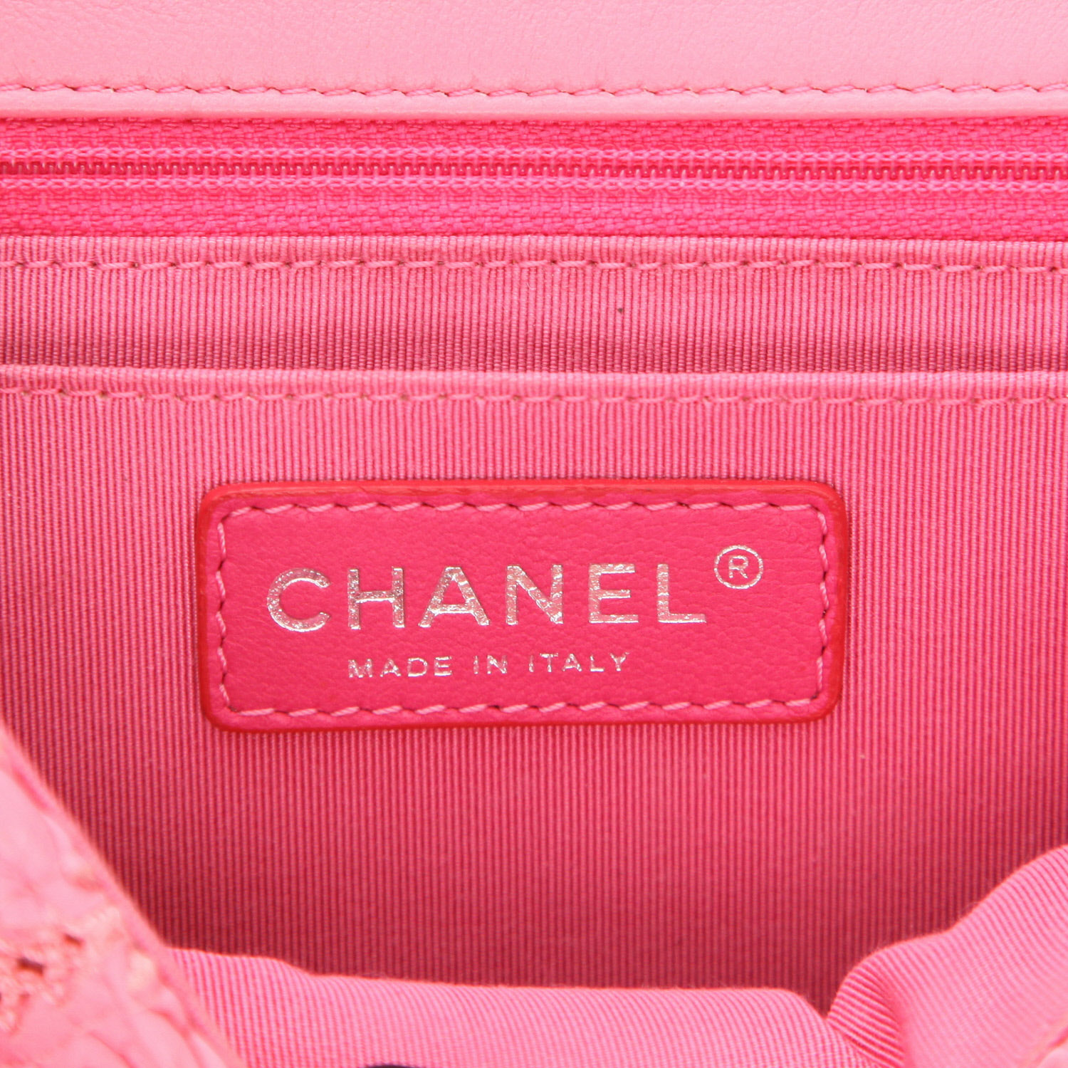 Borsa a tracolla Chanel  Mini Timeless in pelle intrecciata rosa - Detail D2