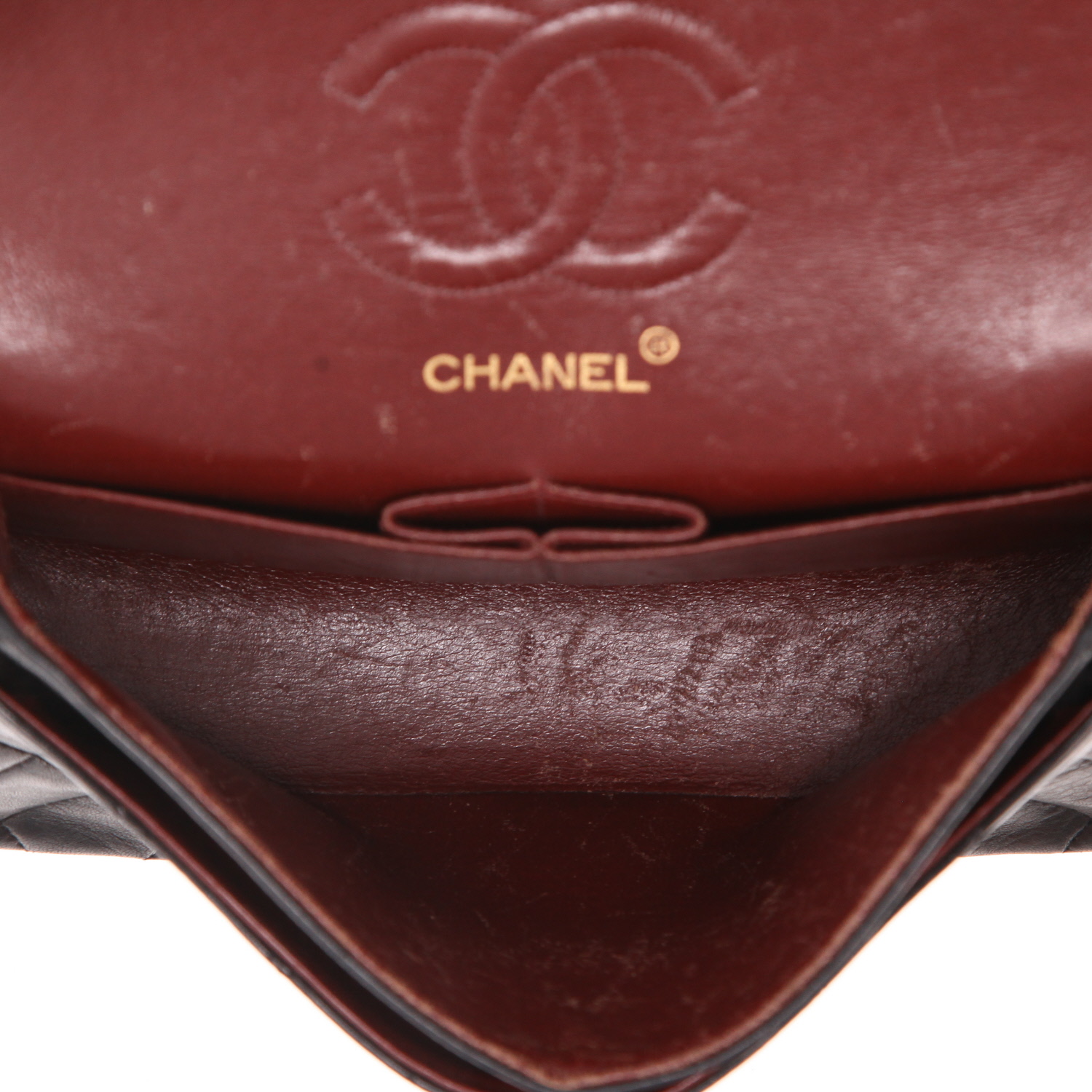 Chanel  Timeless Petit handbag  in black quilted leather - Detail D3