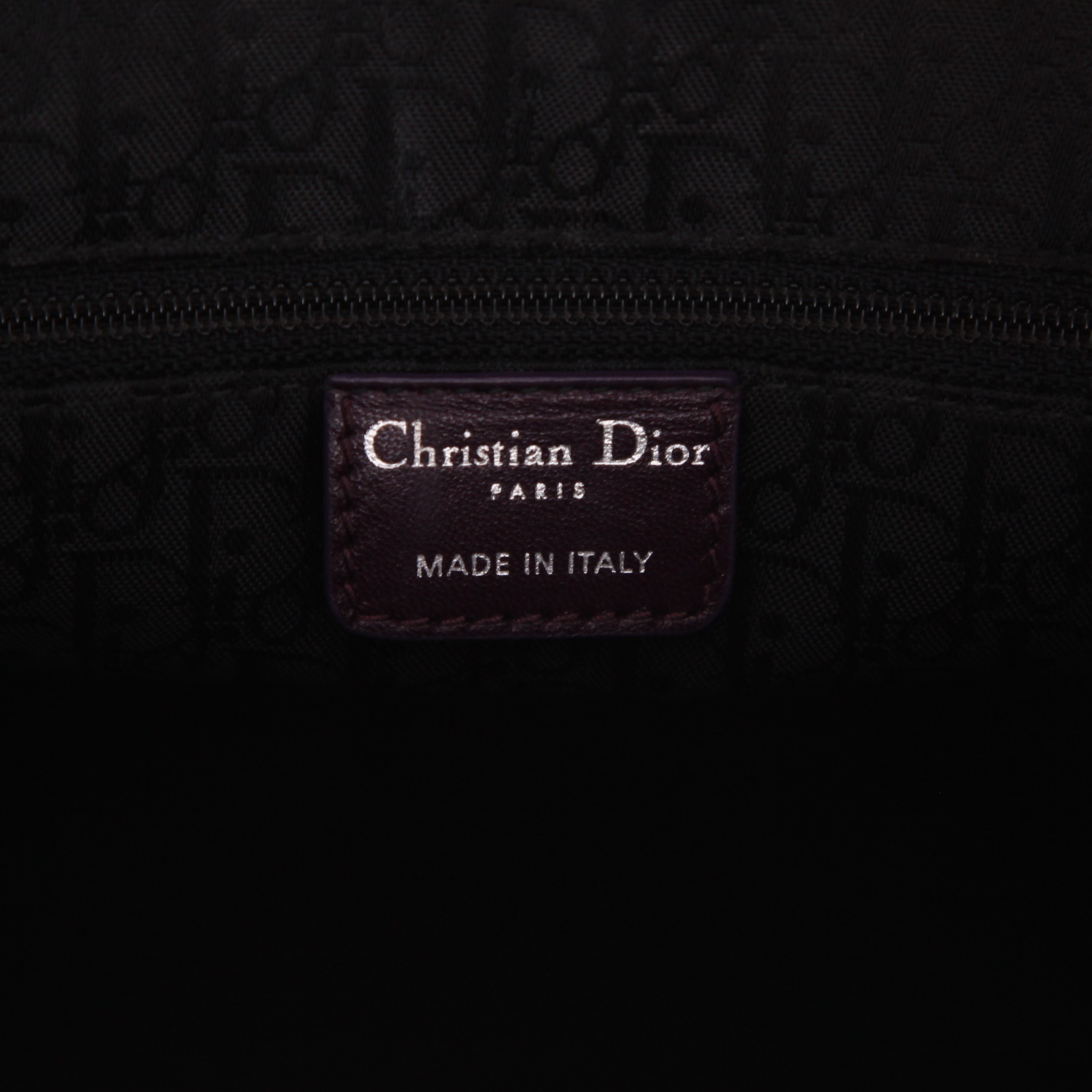 Sac à main Dior Lady Dior en cuir cannage violet - Detail D2