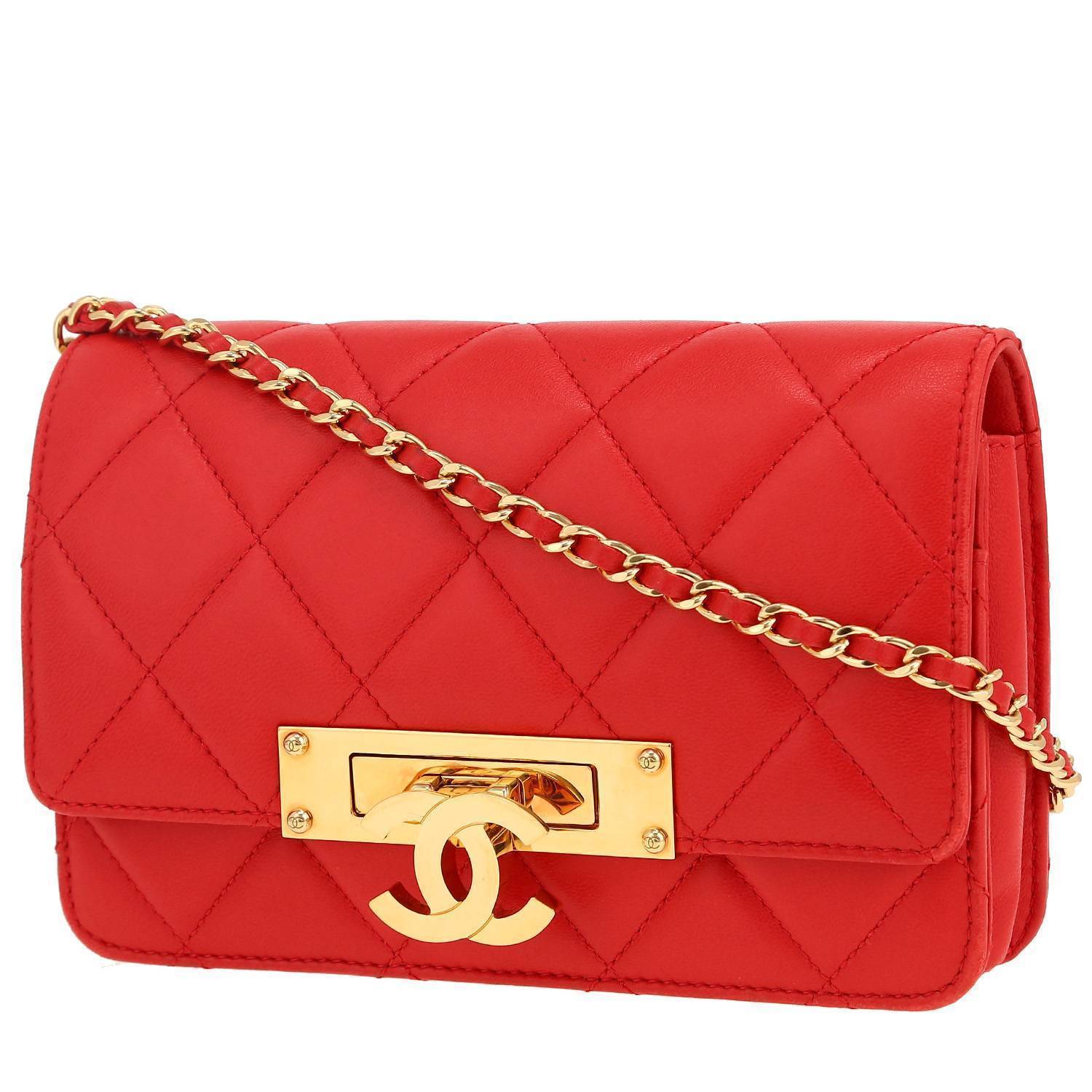 Sac bandoulière Chanel  Wallet on Chain en cuir matelassé rouge
