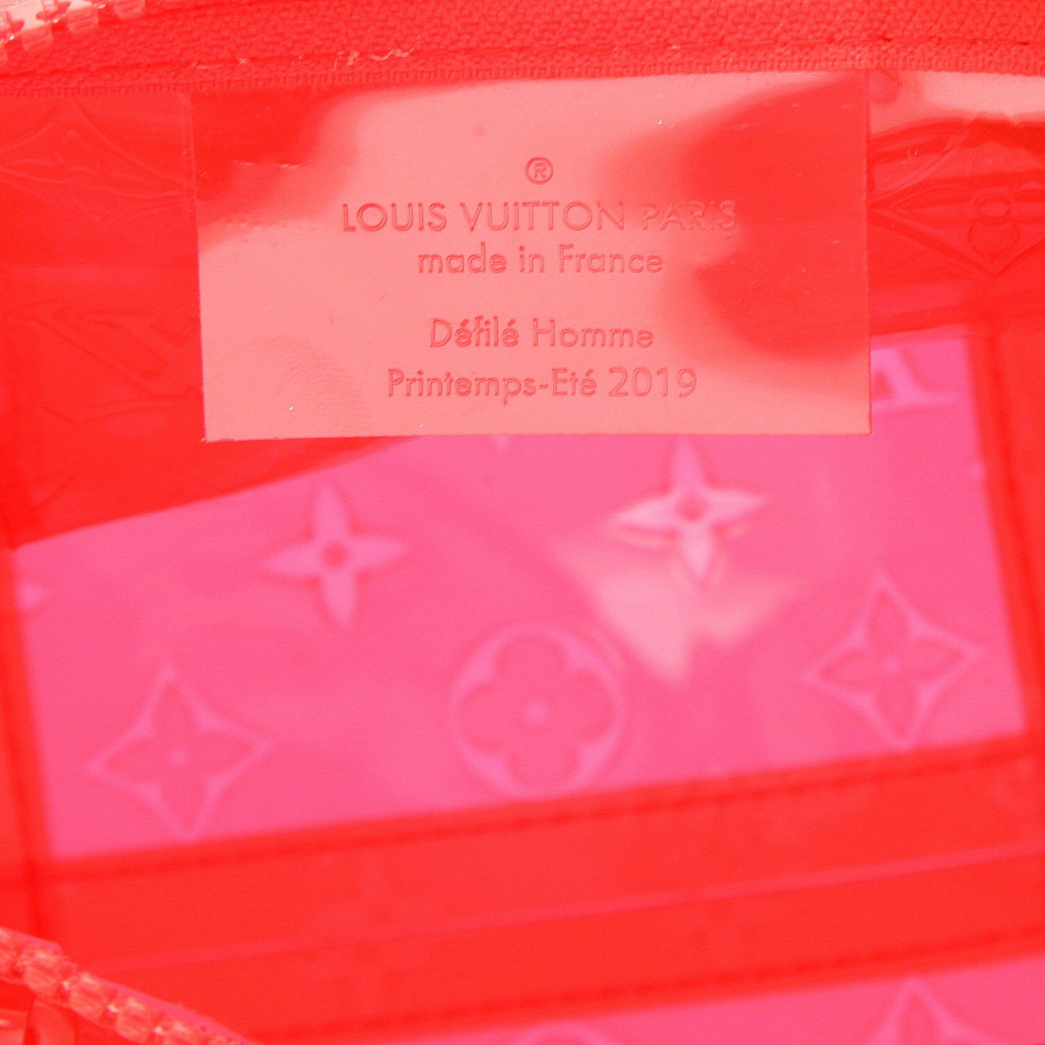 Louis Vuitton Keepall Editions Limitées travel bag in red vinyl - Detail D2