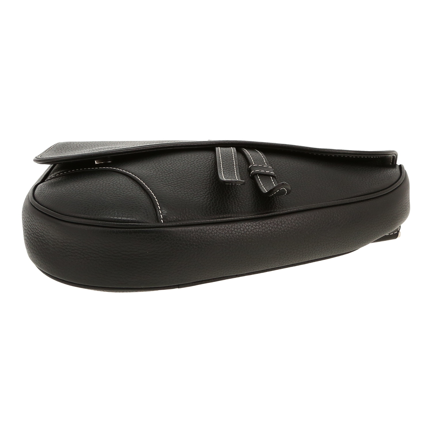 Sac bandoulière Dior Saddle en cuir grainé noir - Detail D1