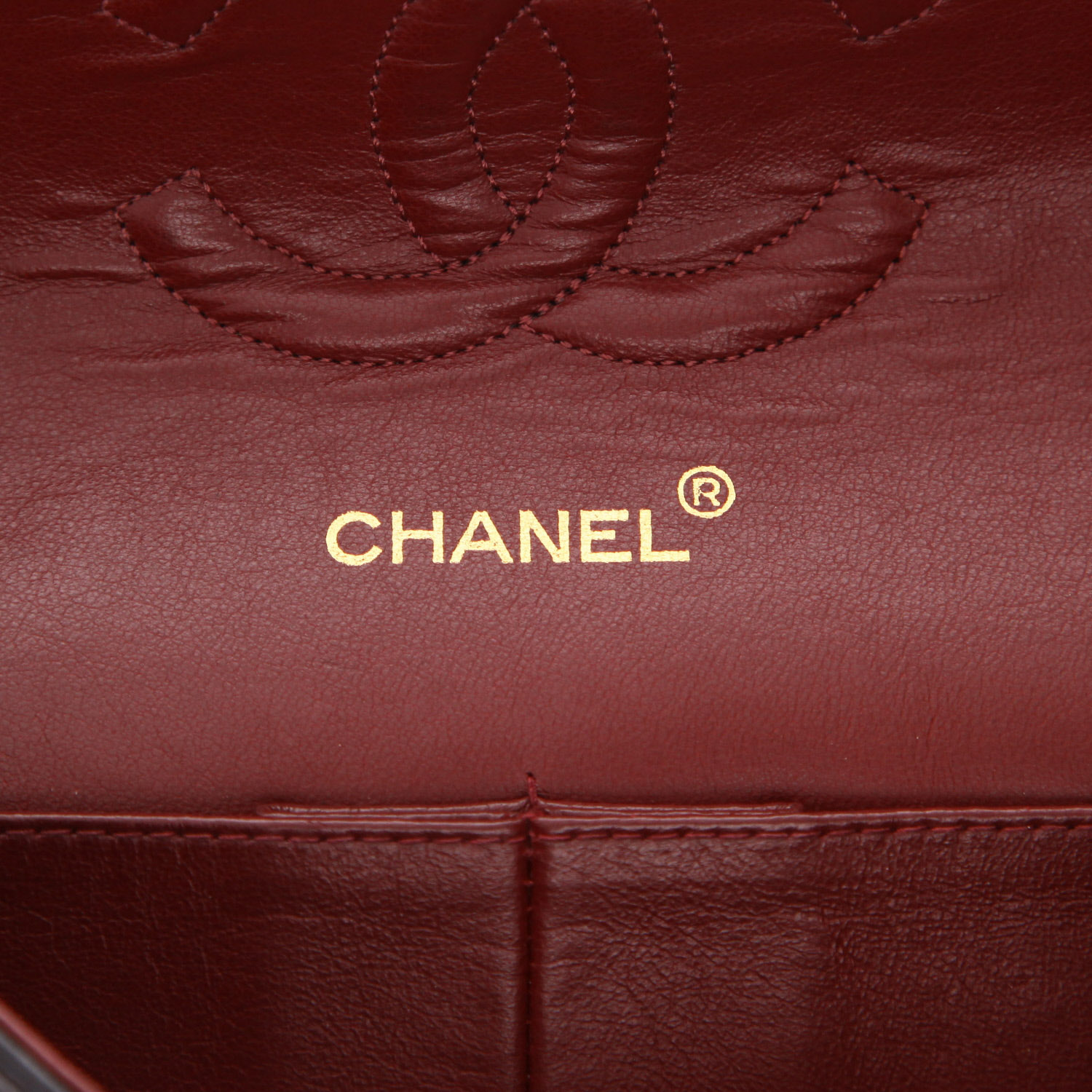 Bolso de mano Chanel  Timeless Classic en cuero acolchado negro - Detail D2