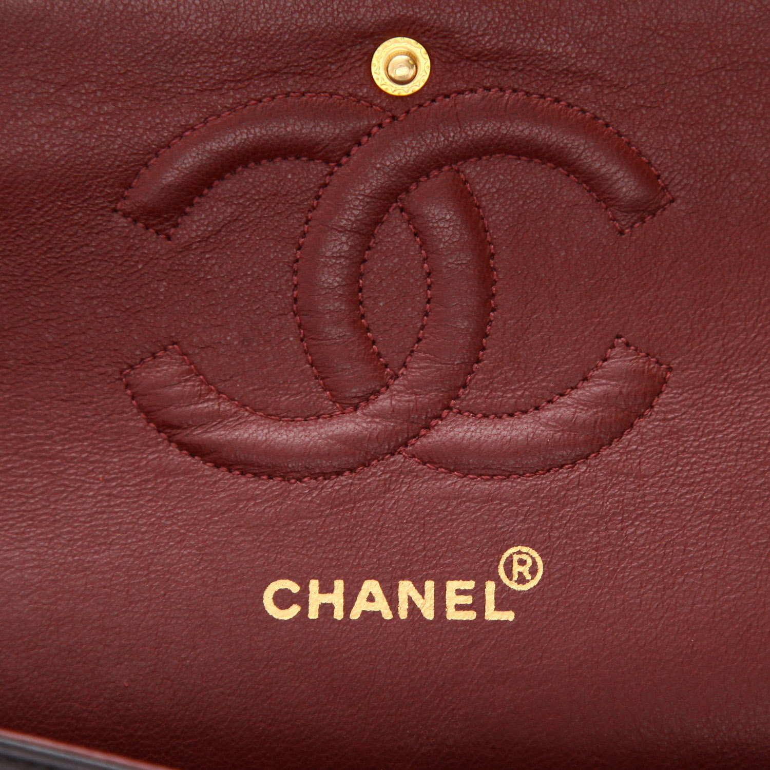 Chanel  Timeless Classic handbag  in black quilted leather - Detail D2