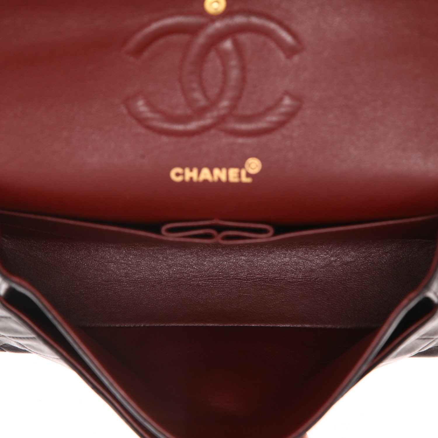 Bolso de mano Chanel  Timeless Classic en cuero acolchado negro - Detail D3
