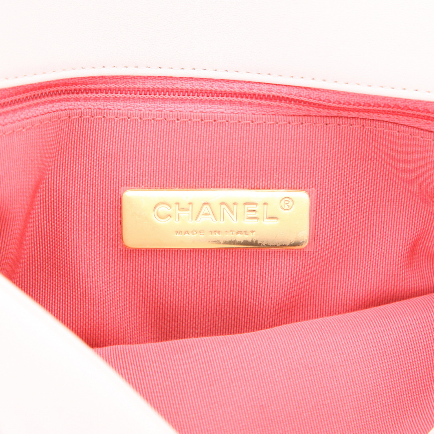 Borsa a tracolla Chanel  19 in pelle trapuntata bianca - Detail D2