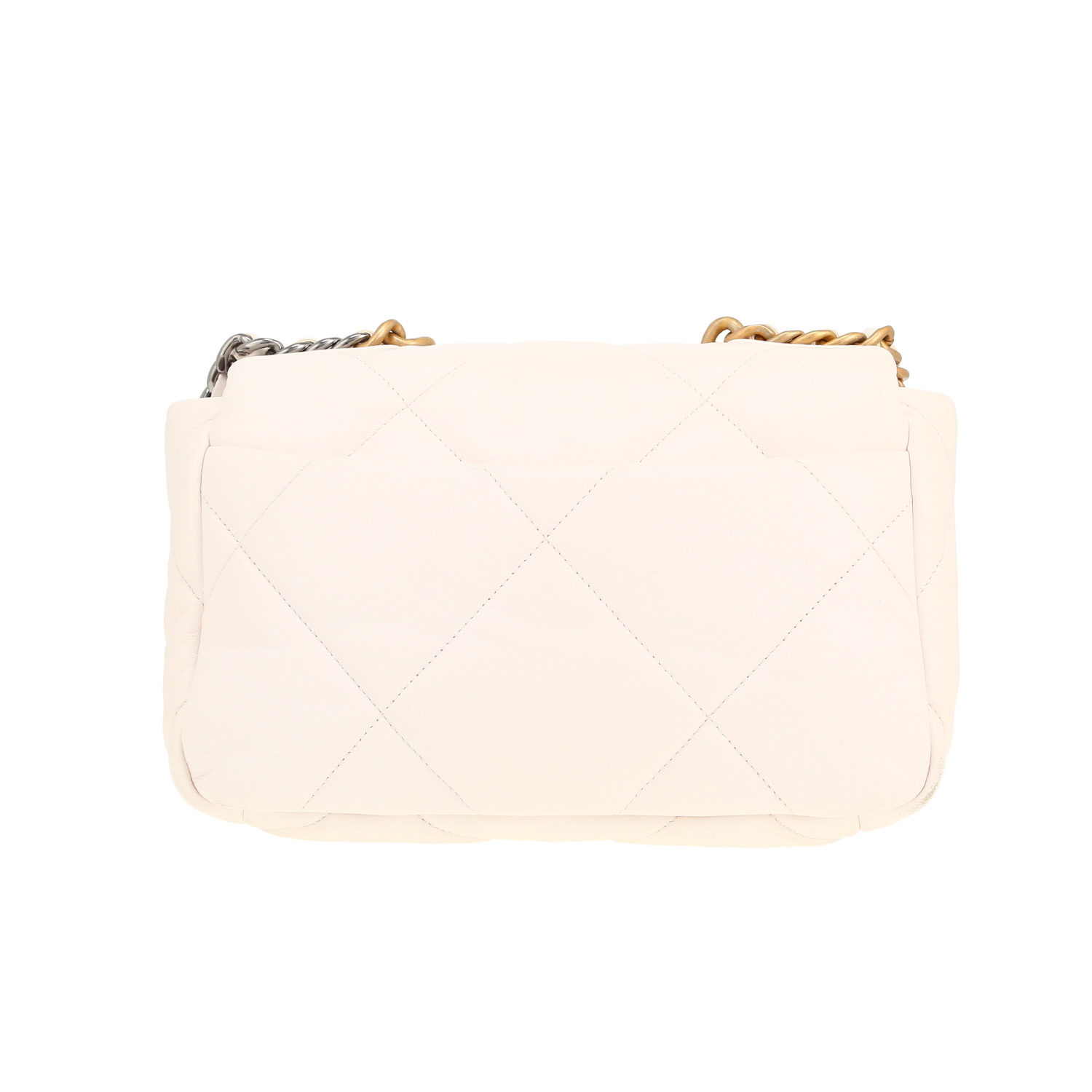 Sac bandoulière Chanel  19 en cuir matelassé blanc - Detail D4