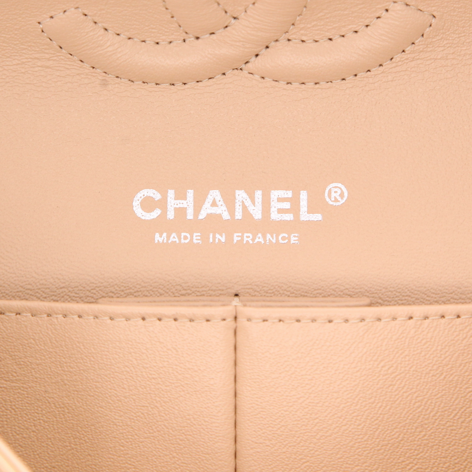 Borsa Chanel  Timeless Classic in pelle martellata e trapuntata beige - Detail D2