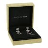 Paire de pendants d'oreilles Van Cleef 
Arpels Magic Alhambra en or blanc, nacre et calcédoine - Detail D2 thumbnail
