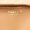 Sac à main Chanel  Medaillon en cuir grainé matelassé beige - Detail D2 thumbnail