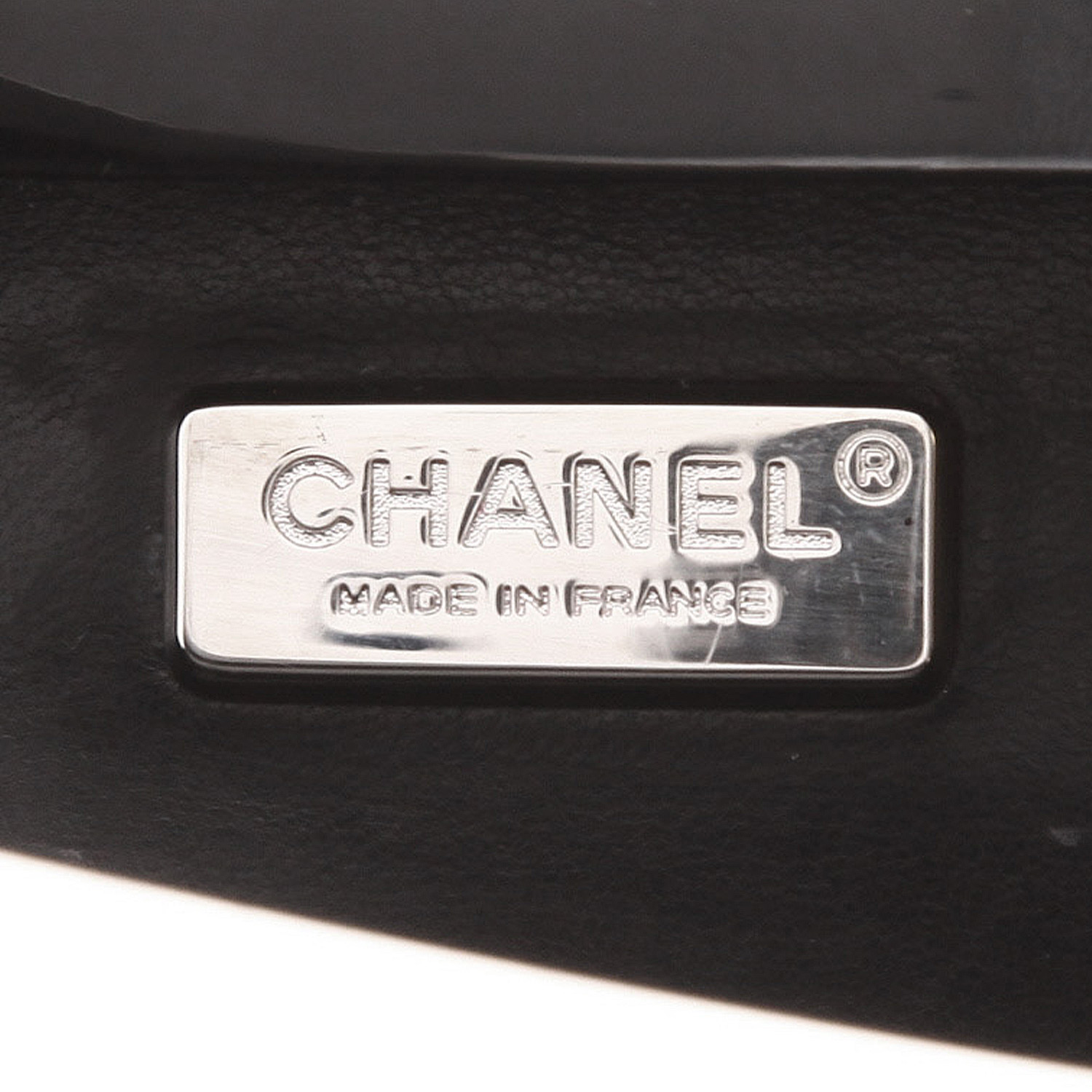 Pochette Chanel  Pearl in metallo argentato - Detail D2